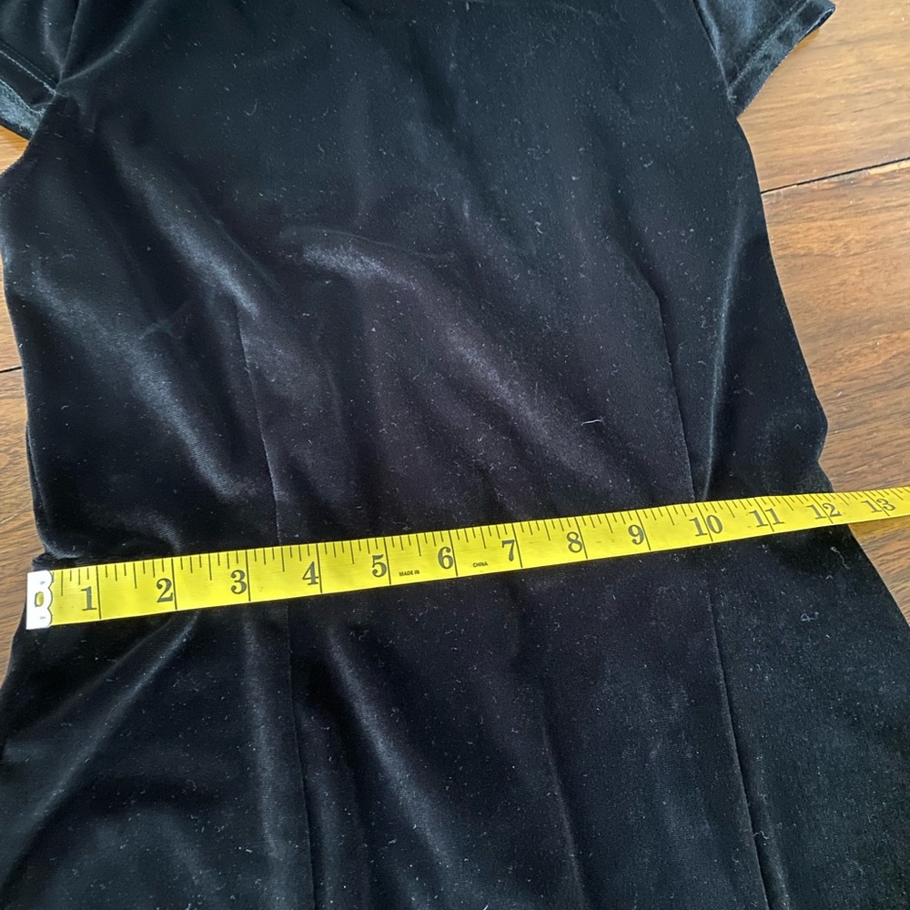 !5 for 25! Little Black Dress - Picture 9 of 11